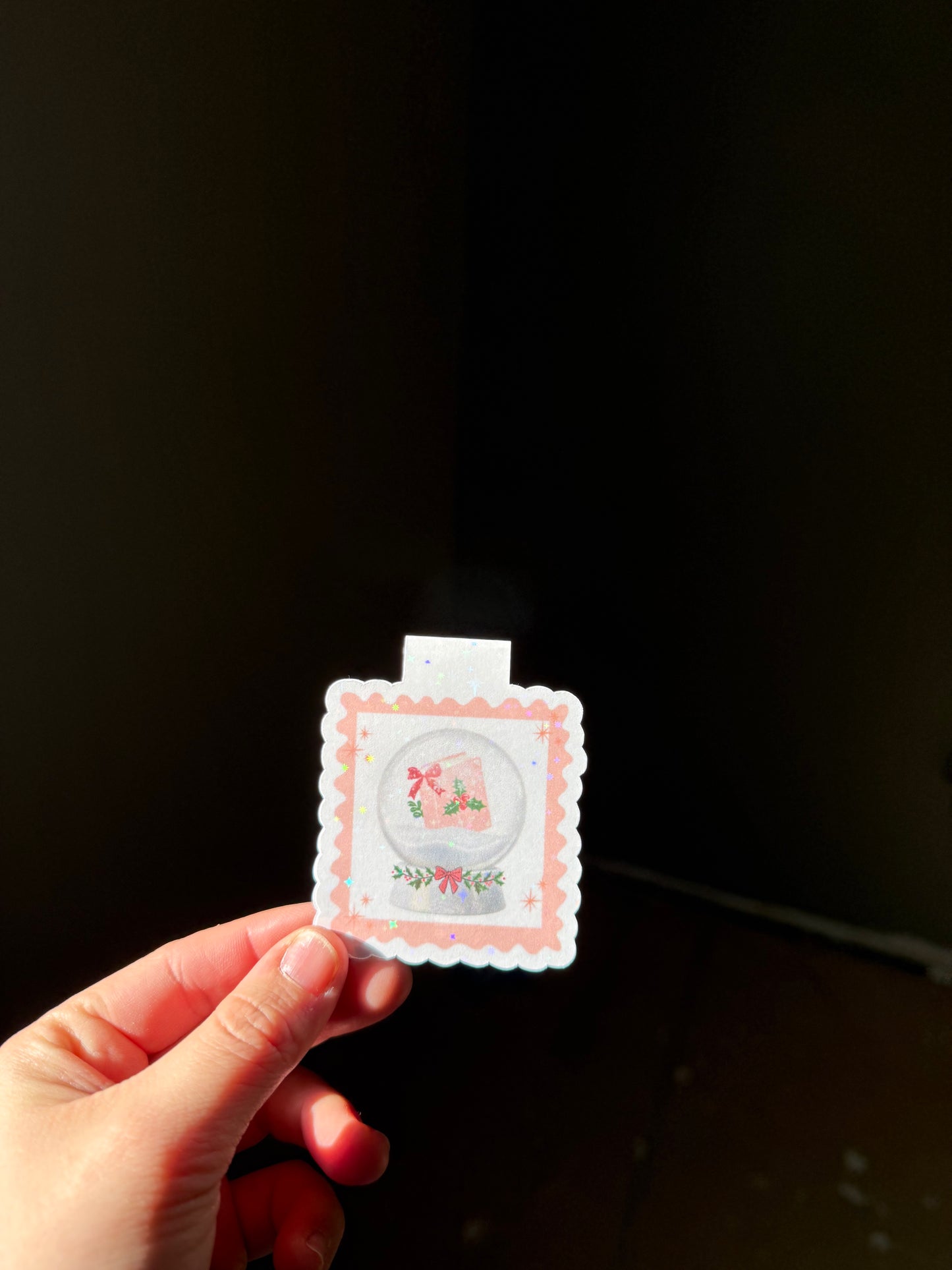 Mistletoe Snow-globe Bookmark