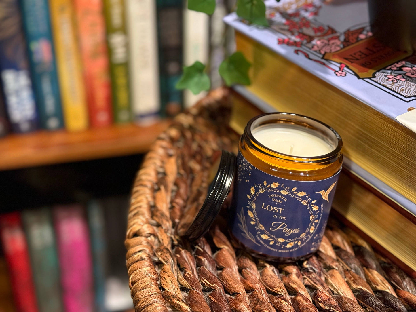 Lost in the Pages | 7 oz