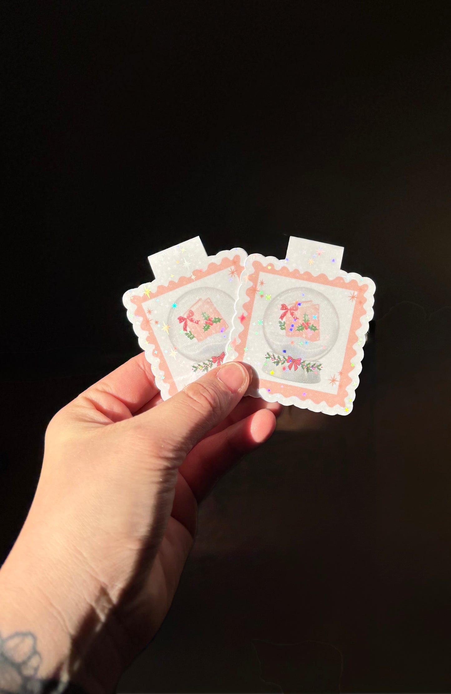 Mistletoe Snow-globe Bookmark